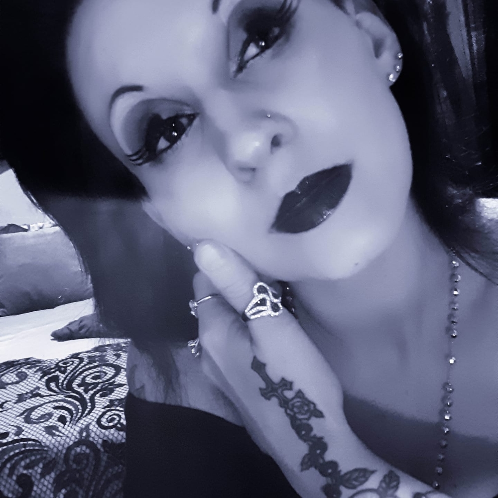 Meet your Posher, Brandi